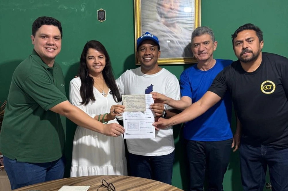 Enzo Samuel oficializa ida ao PV no prazo final da janela partidária