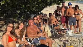 Fernandin e Pamela Drudi curtiram em família o feriado em cenário praiano (Foto: Instagram)