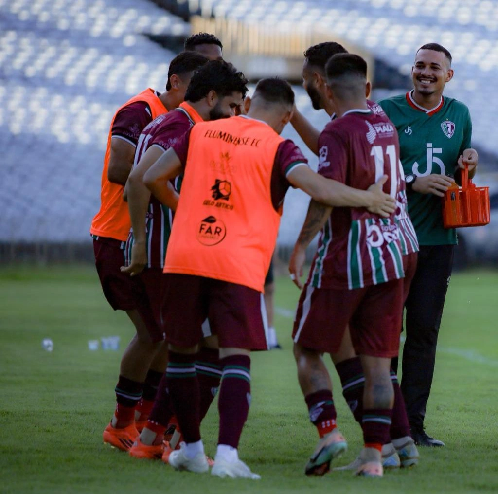 Fluminense-PI vence Altos por 3 a 0 e assume liderança na Série D