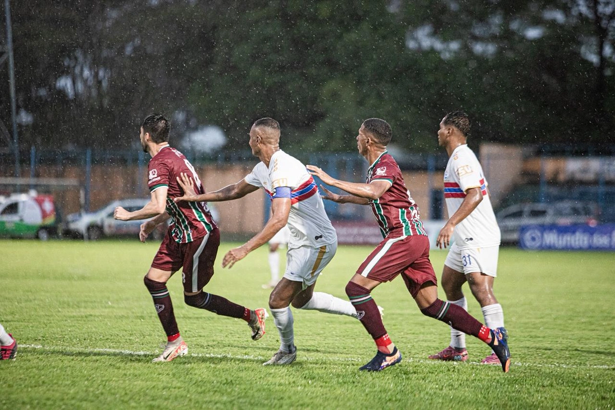 Fluminense-PI vence Piauí em jogaço e assume liderança do grupo 7 na Série D