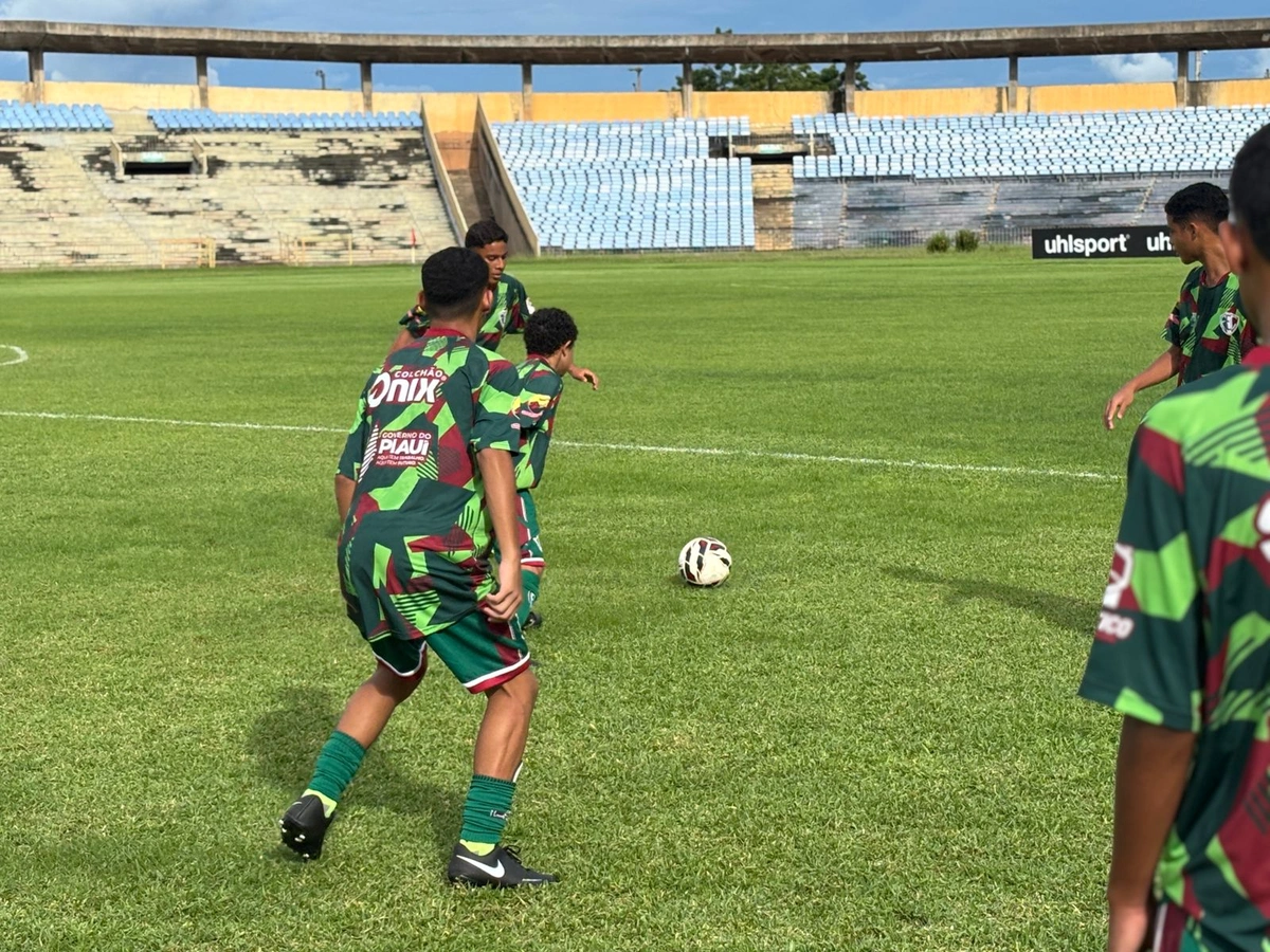 Fluminense-PI vence River na estreia do Piauiense Sub-15