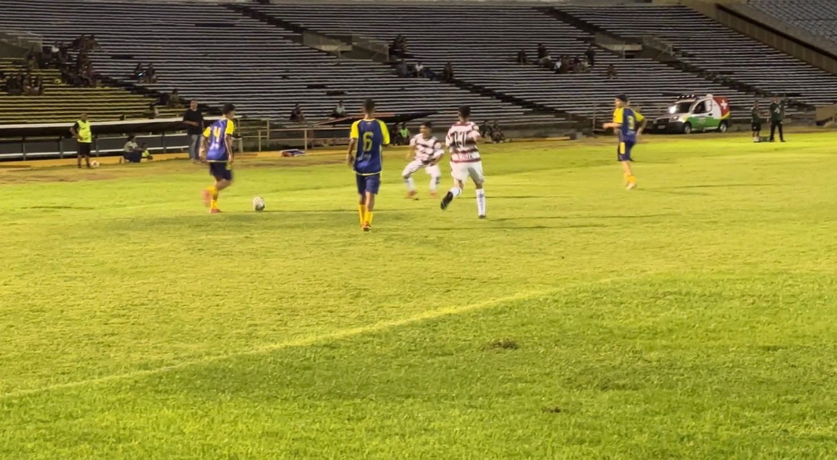 Fluminense-PI vence Tiradentes e mantém liderança no Sub-15