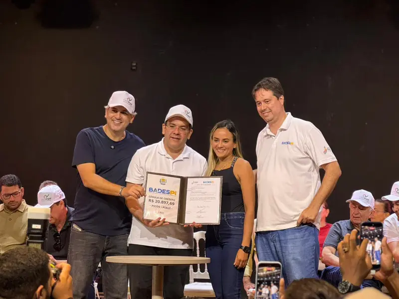 Governador Rafael Fonteles entrega obras e amplia serviços de saúde em Picos