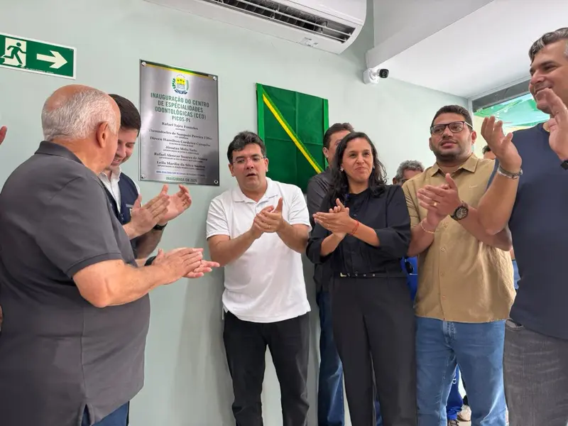 Governador Rafael Fonteles entrega obras e amplia serviços de saúde em Picos