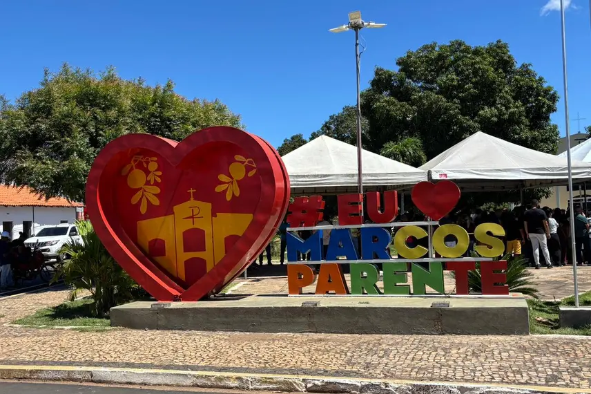 Governador Rafael Fonteles inaugura pavimentação asfáltica em Marcos Parente