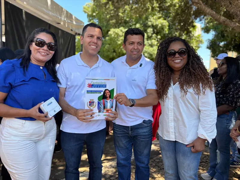 Governador Rafael Fonteles inaugura pavimentação asfáltica em Marcos Parente