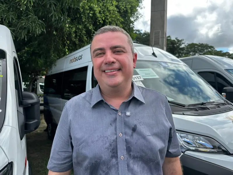 Governo realiza entrega de vans do programa MobSUAS a municípios piauienses