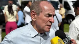 Governo realiza entrega de vans do programa MobSUAS a municípios piauienses (Foto: Conecta Piauí)