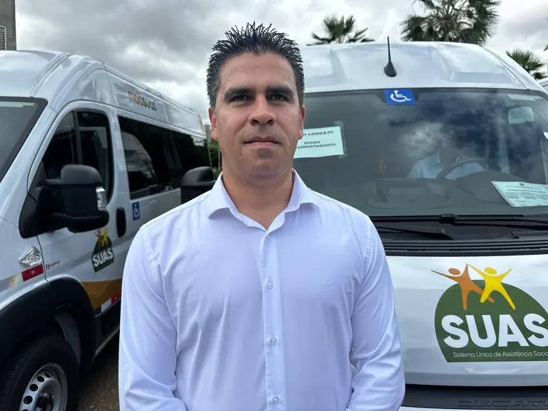 Governo realiza entrega de vans do programa MobSUAS a municípios piauienses