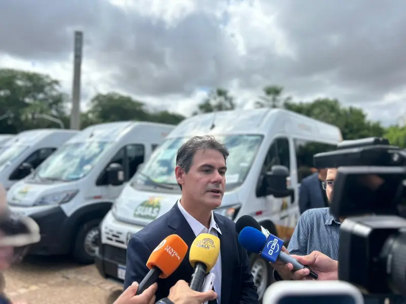 Governo realiza entrega de vans do programa MobSUAS a municípios piauienses