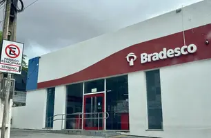 Idoso morre após passar mal dentro de agência bancária em Floriano (Foto: Reprodução)