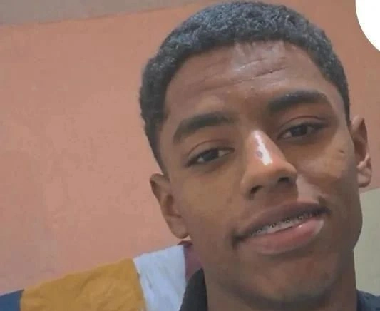 Jovem de 17 anos morre após afogamento em Wall Ferraz