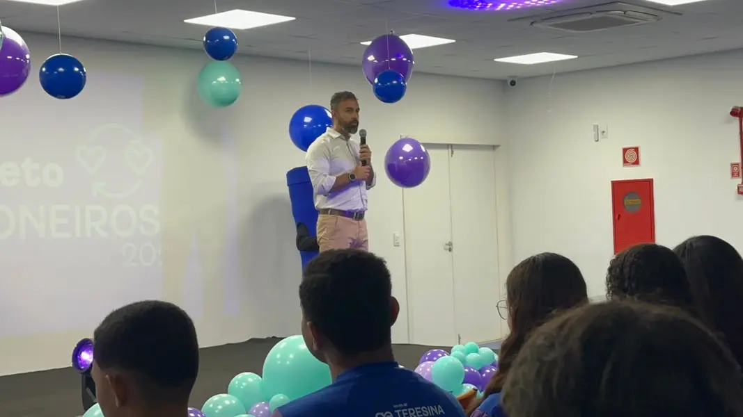 Jovens desenvolvem soluções em saneamento no Projeto Pioneiros