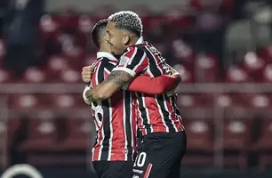 Luciano comemora seu gol contra o O'Higgins . (Foto: Paulo PInto/São Paulo)