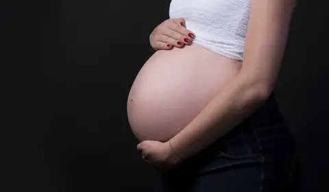 Lula sanciona lei que regulamenta a profissão de doula