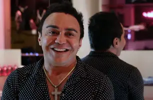 Markinhos Moura é um cantor e ator brasileiro, reconhecido pela voz e destacou-se com o hit "Meu Mel" (1986) e "Anjo Azul". (Foto: Reprodução)