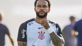 Memphis escapa de suspensão por usar celular em jogo (Foto: Reprodução/ Metrópoles)