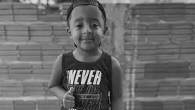 Menino dos 'ossos de vidro' que viralizou dançando morre aos 6 anos no Piauí (Foto: Reprodução/Redes Sociais)