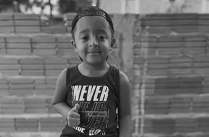Menino dos 'ossos de vidro' que viralizou dançando morre aos 6 anos no Piauí (Foto: Reprodução/Redes Sociais)