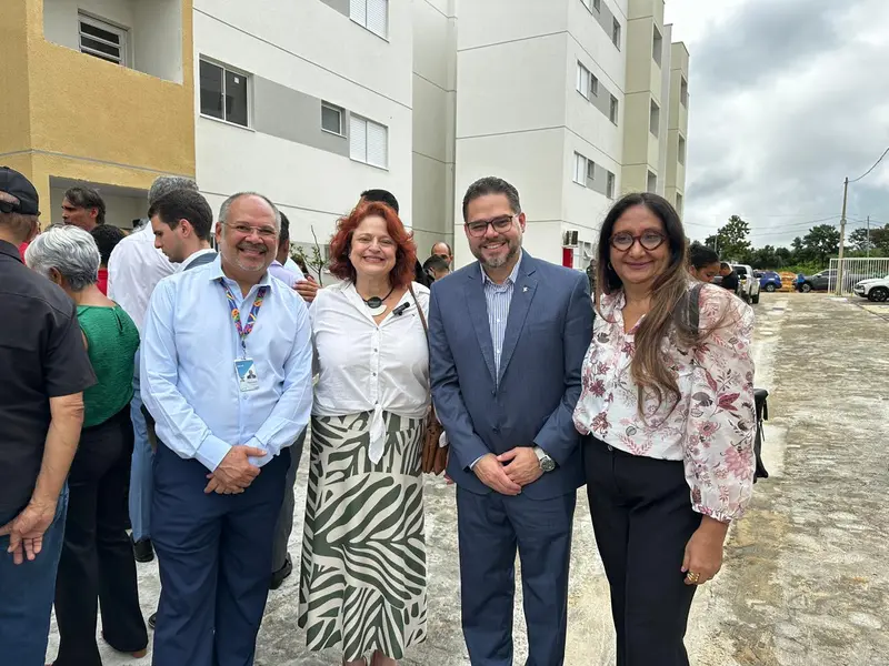 Ministros Wellington Dias e Vladimir Lima anunciam 1.680 moradias em Teresina