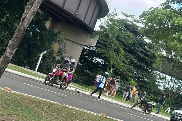 Motociclista cai no Rio Parnaíba após acidente na Ponte da Amizade