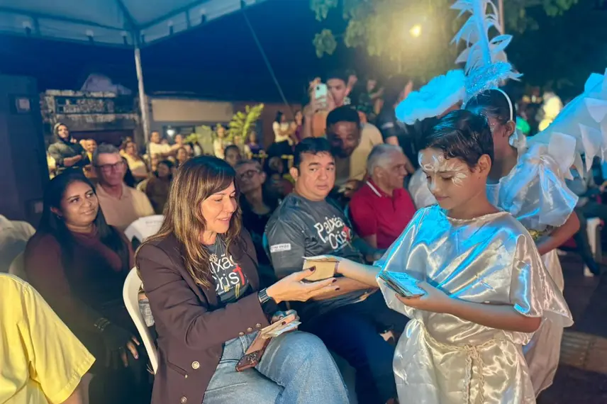 Multidão prestigia a Paixão de Cristo 2026 no centro de Esperantina, na Praça Lages Rebêlo