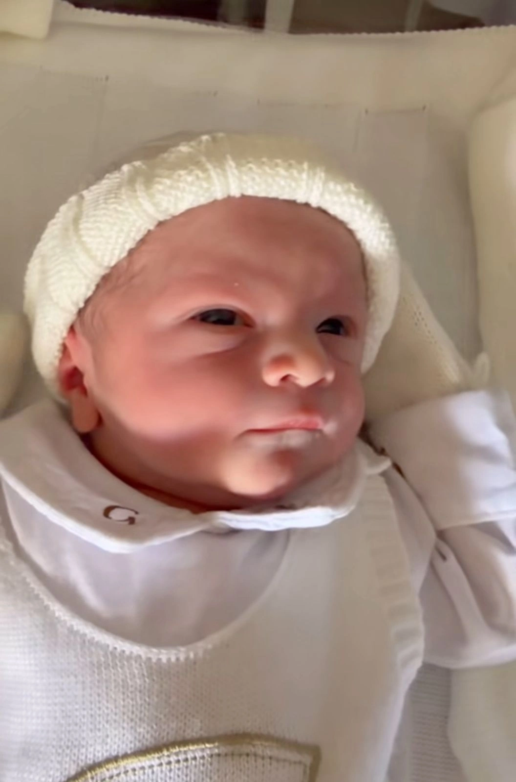 Nasceu Gabriel, filho da advogada Patricia Borges e do médico José Carlos Portela