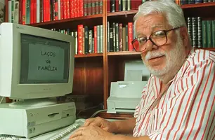 O bairro do Leblon ganhou uma rua com o nome de Manoel Carlos (1933-2026). (Foto: Reprodução)