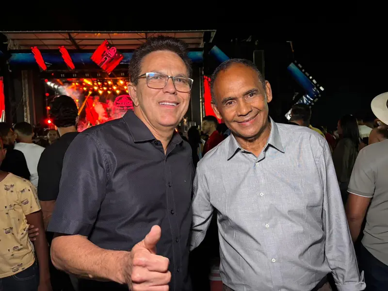 Pablo e Vitor Fernandes animam Baixa Grande do Ribeiro no aniversário de 34 anos