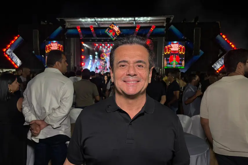 Pablo e Vitor Fernandes animam Baixa Grande do Ribeiro no aniversário de 34 anos