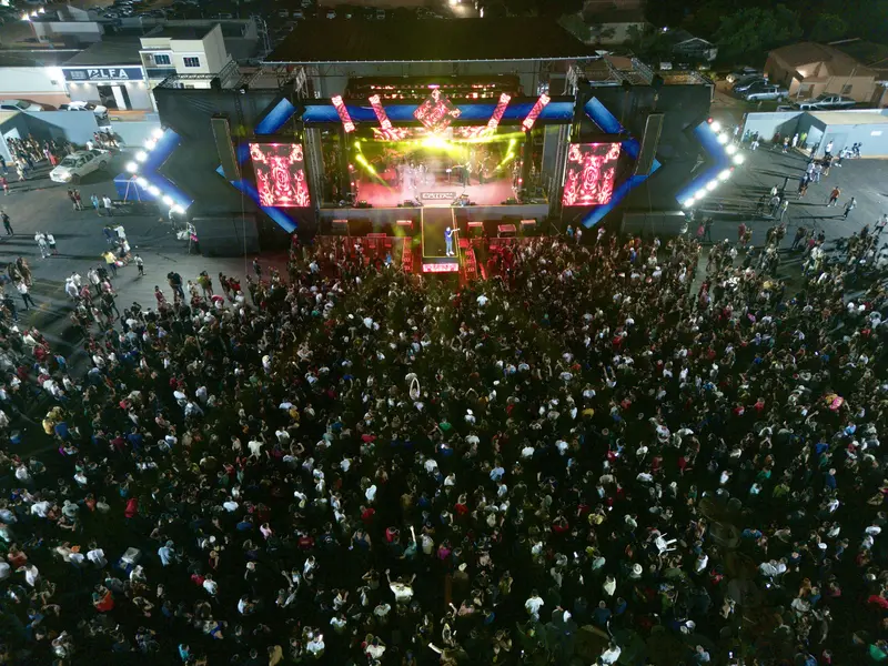 Pablo e Vitor Fernandes animam Baixa Grande do Ribeiro no aniversário de 34 anos