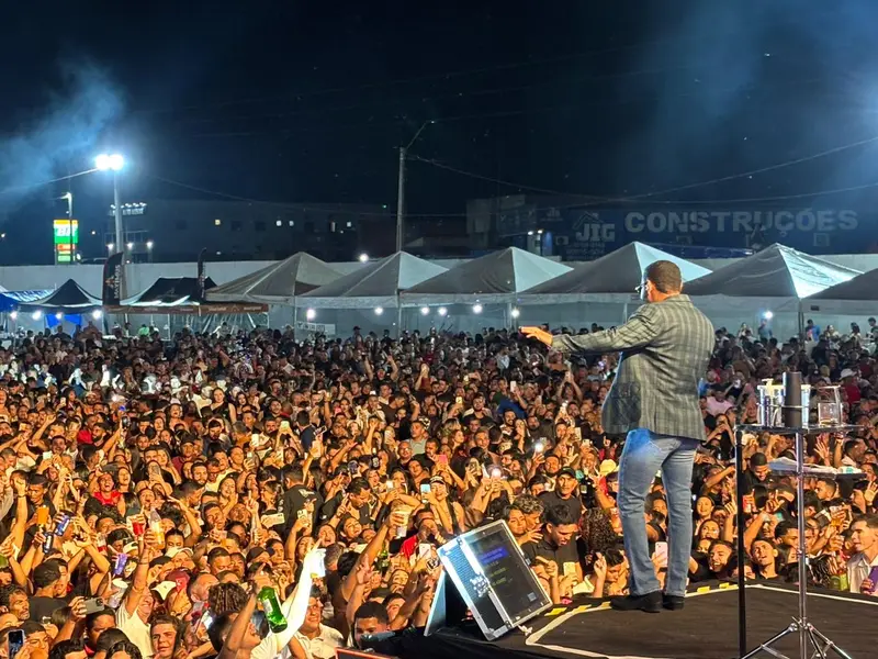 Pablo e Vitor Fernandes animam Baixa Grande do Ribeiro no aniversário de 34 anos