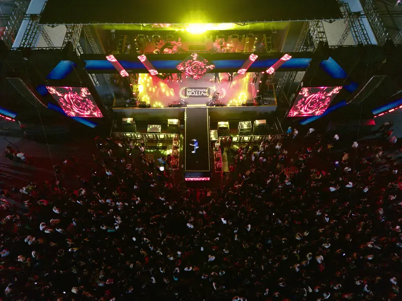 Pablo e Vitor Fernandes animam Baixa Grande do Ribeiro no aniversário de 34 anos