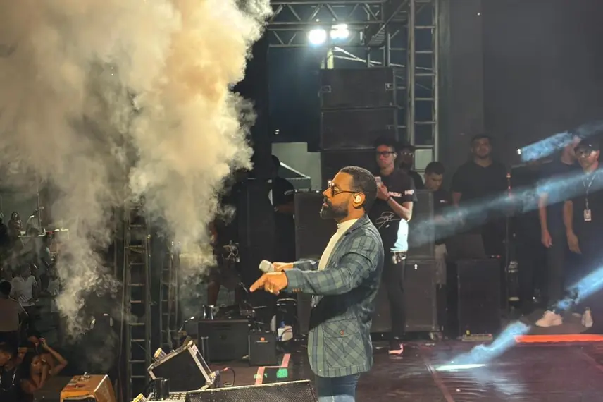 Pablo e Vitor Fernandes animam Baixa Grande do Ribeiro no aniversário de 34 anos