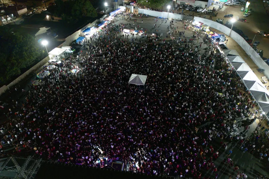 Pablo e Vitor Fernandes animam Baixa Grande do Ribeiro no aniversário de 34 anos