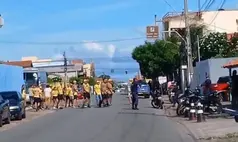 Pancadaria entre torcidas espalha clima de medo na frente de estádio no litoral