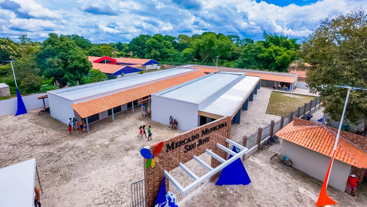Pedro Gomes entrega novo Mercado Seu Jinu e garante espaço para comerciantes