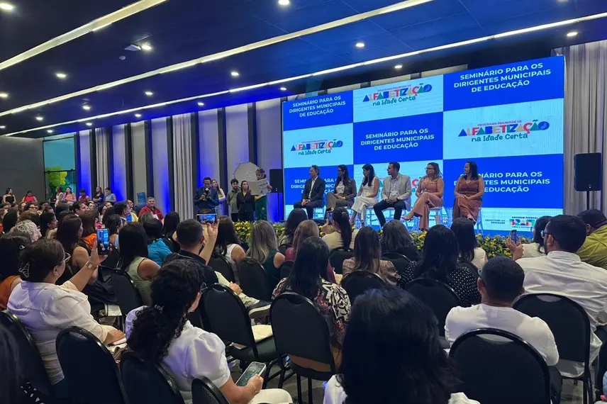 Piauí alcança 77% de alfabetização e novas metas são projetadas durante seminário