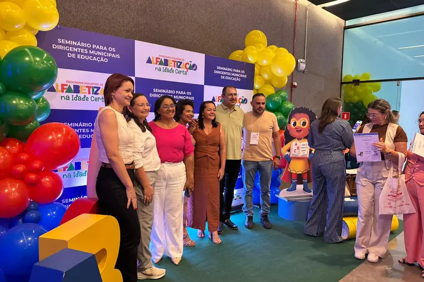 Piauí alcança 77% de alfabetização e novas metas são projetadas durante seminário