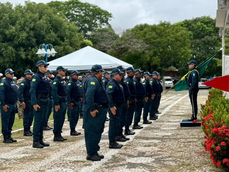 Polícia Militar celebra Tiradentes com desfile e entrega de medalhas em Teresina