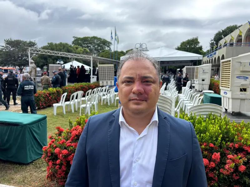 Polícia Militar celebra Tiradentes com desfile e entrega de medalhas em Teresina