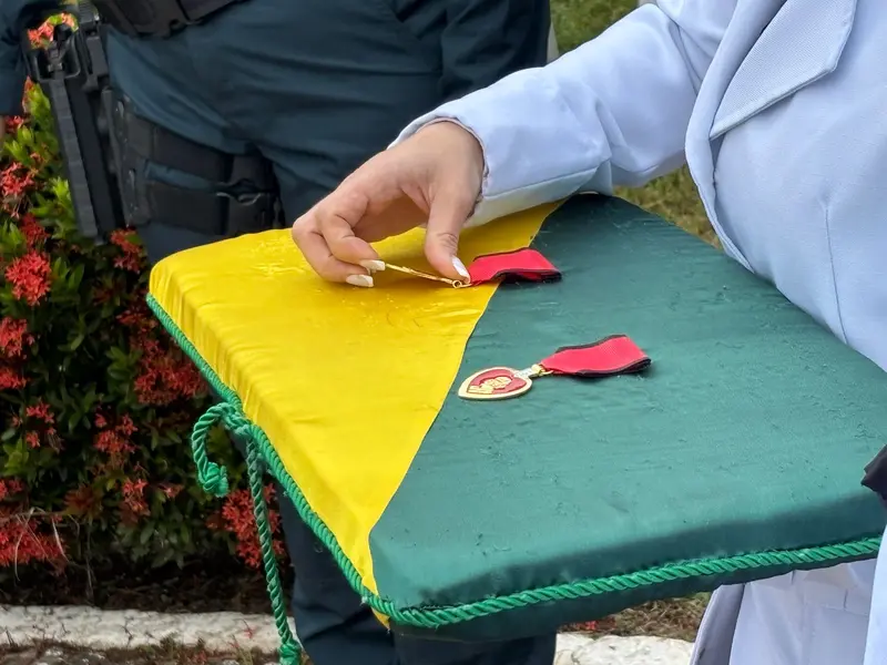 Polícia Militar celebra Tiradentes com desfile e entrega de medalhas em Teresina