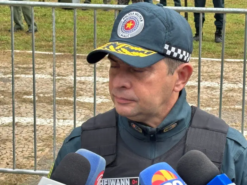 Polícia Militar celebra Tiradentes com desfile e entrega de medalhas em Teresina