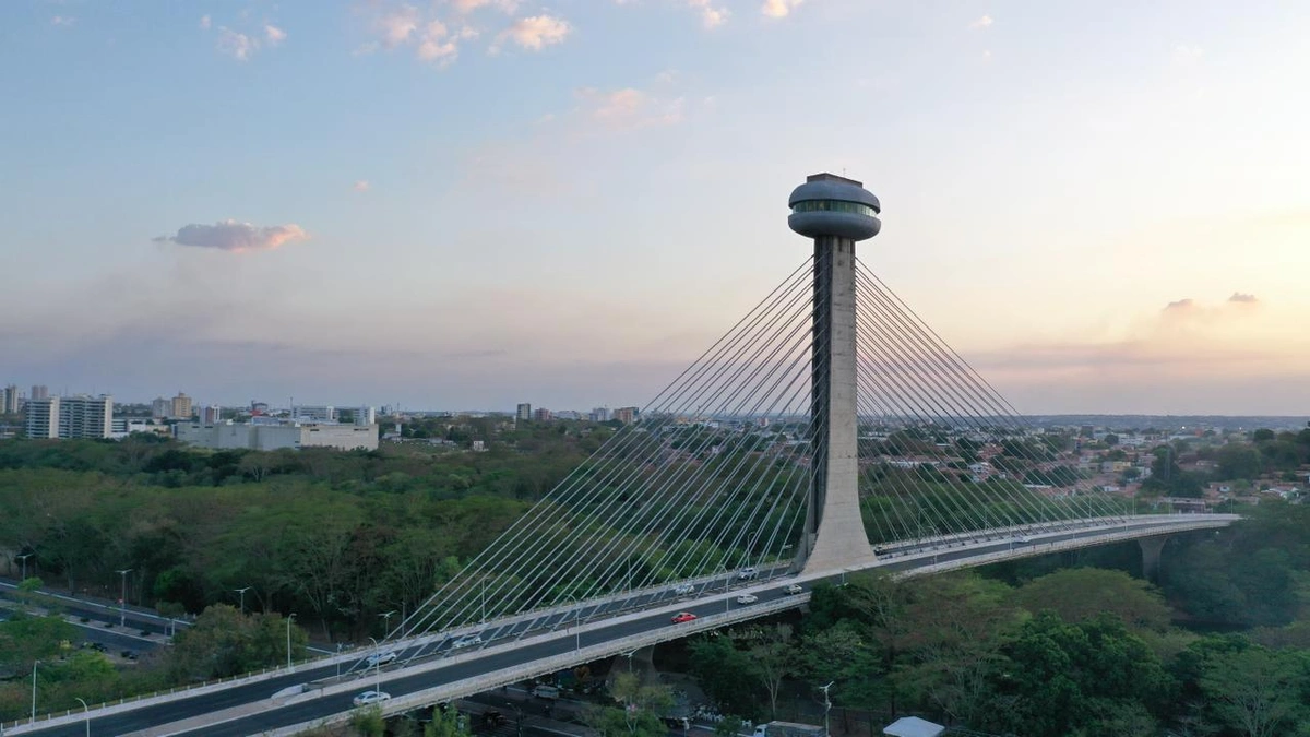 Ponte Estaiada, em Teresina