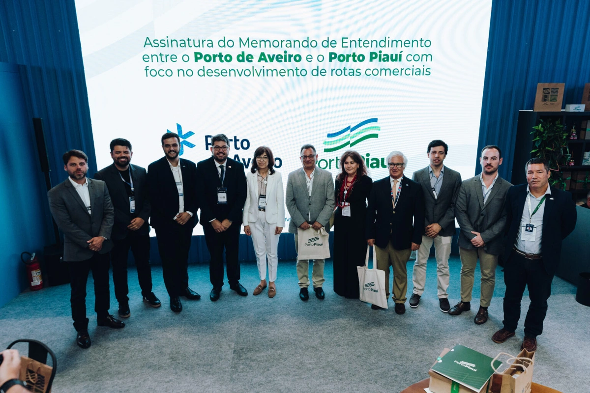 Porto Piauí assina parceria com o Porto de Aveiro, de Portugal