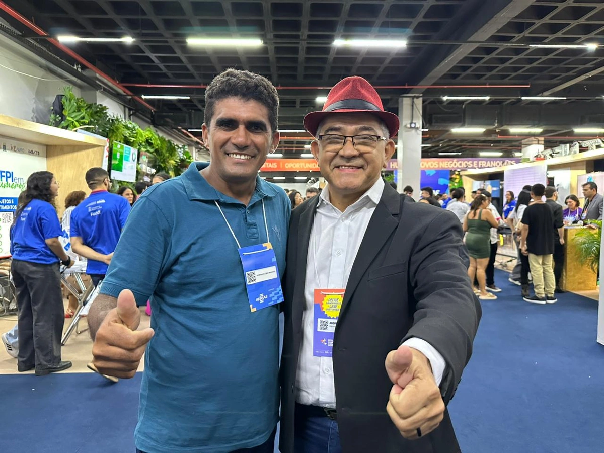 Prefeito Abdoral Melo acompanha empreendedores na Feira em Teresina