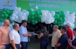 Prefeito Erikson Fenelon inaugura serviço de saúde bucal em Morro do Chapéu (Foto: Reprodução)