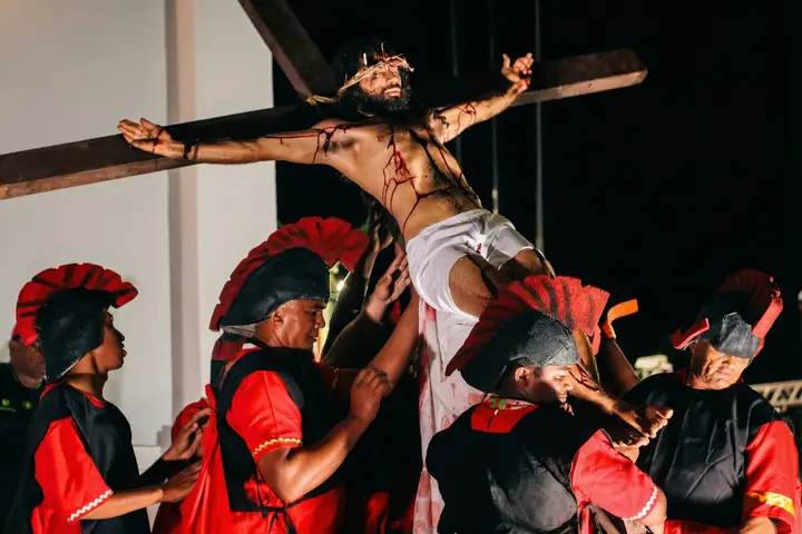 Prefeitura de Alto Longá realiza emocionante Via Sacra na Quinta-feira Santa