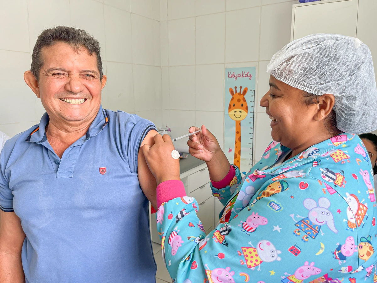 Prefeitura de Demerval Lobão vacina 428 pessoas no Dia D contra Influenza