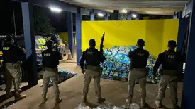 PRF apreende 1,4 tonelada de drogas dentro de carga metálica na BR-316, em Picos (Foto: Divulgação/PRF)